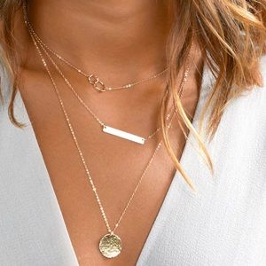 Layered gold bar necklace